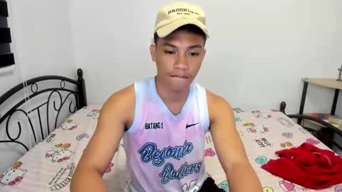 urfucker_vinz online show from June 8, 3:13 pm