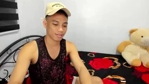 urfucker_vinz online show from March 26, 1:59 pm