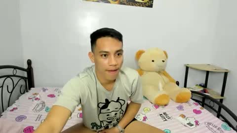 urfucker_vinz online show from February 25, 2:07 pm