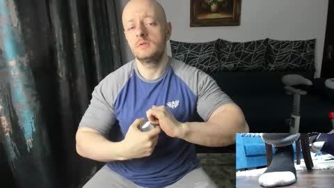 UrGymCrush online show from March 6, 11:31 pm