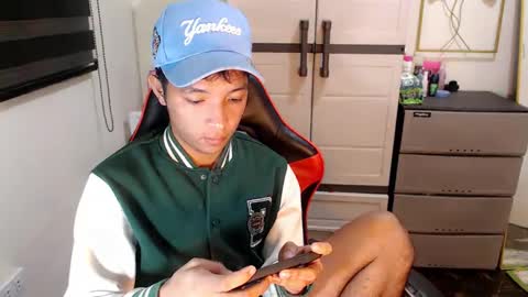 Ethan online show from April 24, 5:26 pm