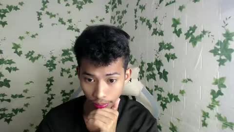 Snapshot of urhotfuckingass chatting on February 16, 12:22 am richard online show from February 16, 12:22 am