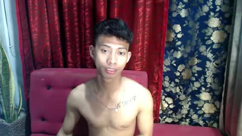 richard online show from March 13, 6:47 pm