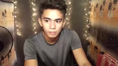 urwild_fuckerxx online show from January 14, 1:32 am