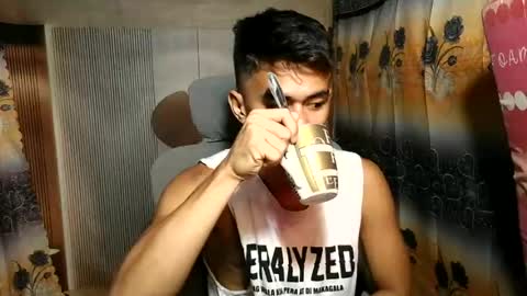 urwild_fuckerxx online show from June 18, 1:18 am