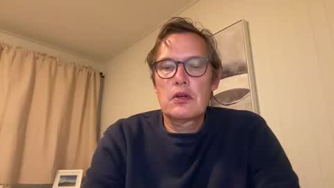Snapshot of usablemale chatting on December 7, 1:48 am P online show from December 7, 1:48 am