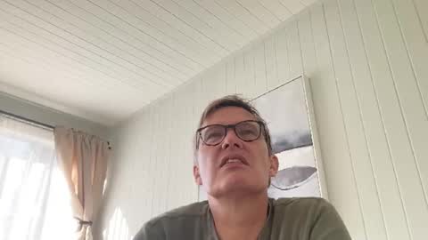 Snapshot of usablemale chatting on January 2, 9:50 pm P online show from January 2, 9:50 pm