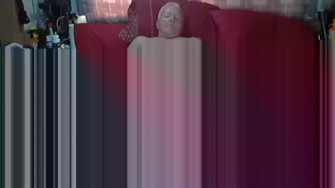 usednotbroken1 online show from March 6, 4:37 pm