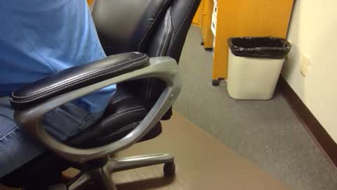 useemie online show from April 21, 8:26 pm