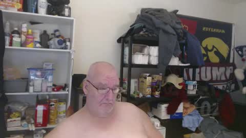 Eric online show from December 12, 3:21 am