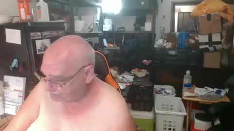Eric online show from June 8, 3:18 am