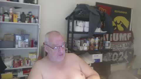 Eric online show from January 1, 3:56 am