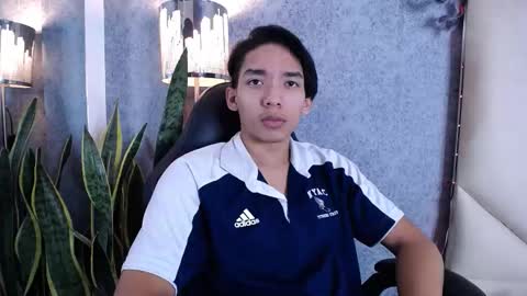 Snapshot of valenorlerot chatting on October 16, 5:04 am Valenor online show from October 16, 5:04 am