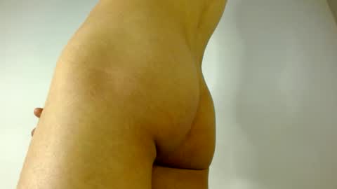 Samuel online show from December 16, 10:45 pm