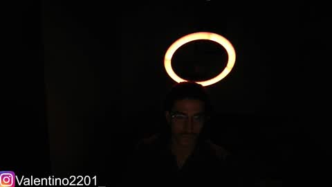 Valentino - 15 OFF valentino2201 online show from March 25, 10:19 am