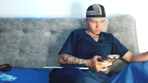 Nick online show from November 30, 6:21 pm