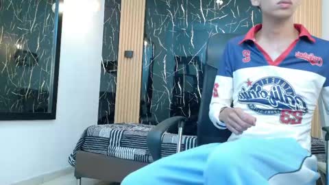 VALERIO  online show from June 7, 2:40 am