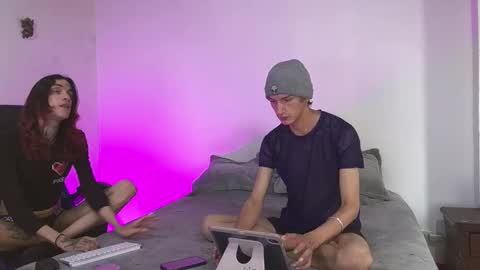 Vamp Noah and Dan online show from February 16, 6:17 pm