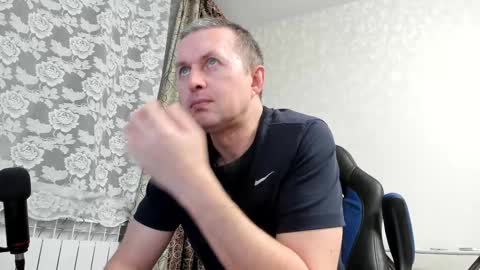 Snapshot of vano_822 chatting on February 20, 8:03 pm vano_822 online show from February 20, 8:03 pm