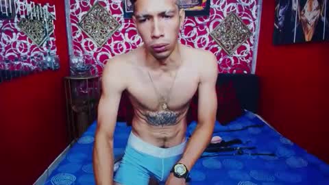 Esteban online show from April 22, 2:44 pm