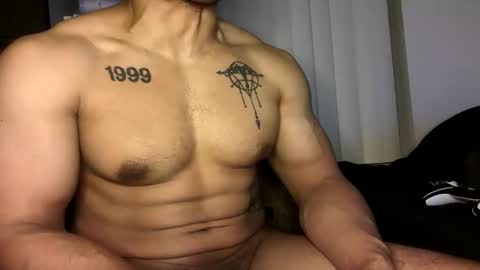 Vegas Love online show from April 14, 6:35 am