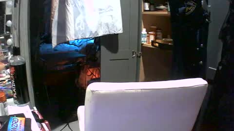 Snapshot of vegasmd chatting on October 1, 9:02 am vegasmd online show from October 1, 9:02 am