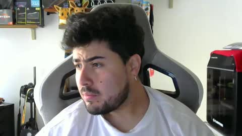 Charles online show from March 17, 5:26 pm