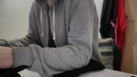 velian_hard online show from November 23, 5:51 am