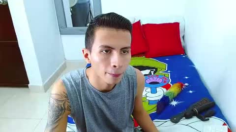 velk_hot1 online show from November 27, 3:16 pm