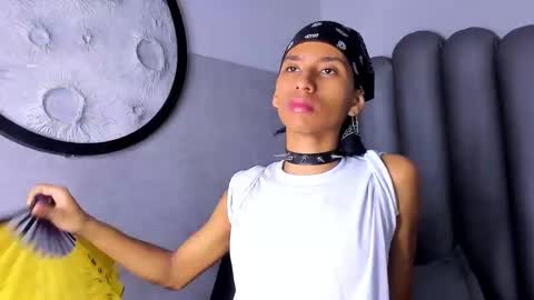 Snapshot of venuss_03 chatting on September 23, 3:28 am venuss_03 online show from September 23, 3:28 am