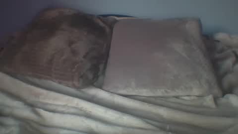 veramanx_x13 online show from March 2, 4:03 pm