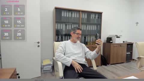 Victor online show from February 17, 3:22 pm