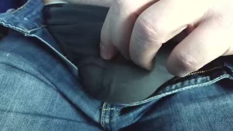 Erik online show from November 26, 9:34 am