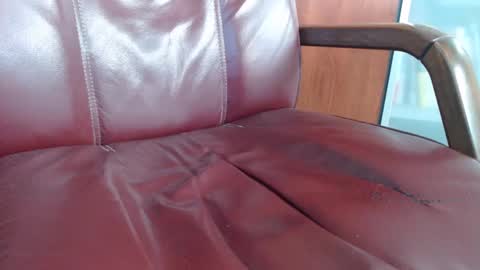 Erik online show from December 9, 7:13 pm