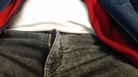 Erik online show from February 17, 6:37 pm