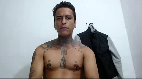 Victor cardenas online show from January 17, 10:33 pm