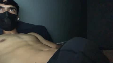 Snapshot of vicente24milf chatting on October 16, 2:30 am vicente online show from October 16, 2:30 am