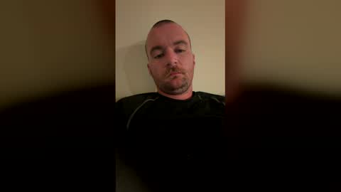 victortillman1 online show from March 8, 10:47 pm