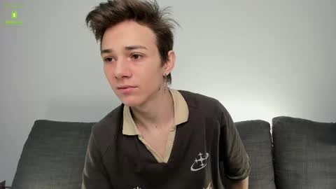 Snapshot of viego_pattel chatting on October 18, 4:34 pm Viego Pattel online show from October 18, 4:34 pm