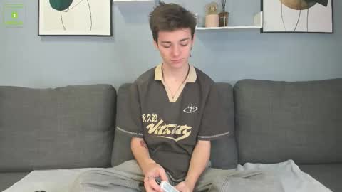 Snapshot of viego_pattel chatting on October 4, 4:23 pm Viego Pattel online show from October 4, 4:23 pm