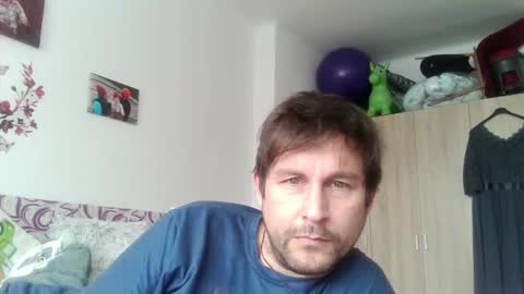 Snapshot of vigond2 chatting on January 5, 10:32 am vigond2 online show from January 5, 10:32 am