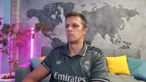 vikingchrisss online show from October 28, 10:07 am