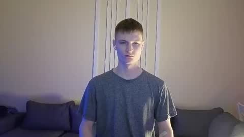 Max online show from August 2, 1:37 am