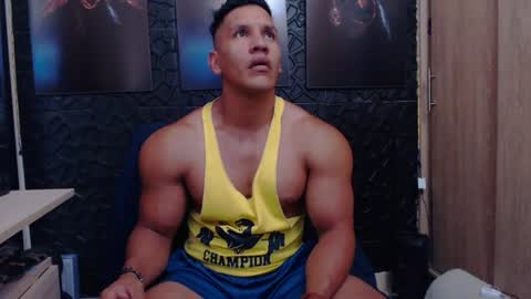 Viktor Herrera online show from June 25, 7:07 pm