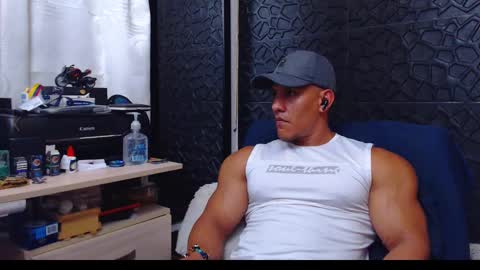 Viktor Herrera online show from January 15, 5:26 pm