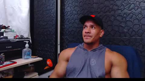 Viktor Herrera online show from December 30, 2:08 pm