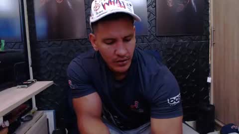 Viktor Herrera online show from July 2, 2:23 pm
