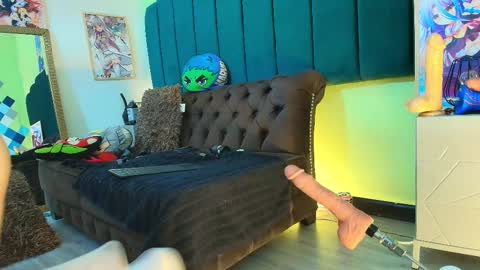 Viktor online show from March 9, 5:51 pm