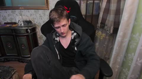 Snapshot of vince__dice chatting on January 17, 9:32 pm Dimoooooon online show from January 17, 9:32 pm