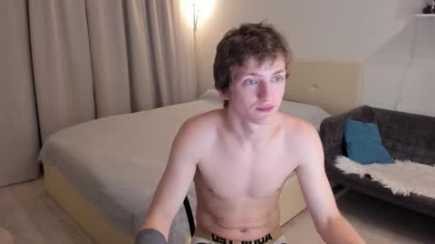 Snapshot of vince__dice chatting on September 11, 10:20 pm Dimoooooon online show from September 11, 10:20 pm